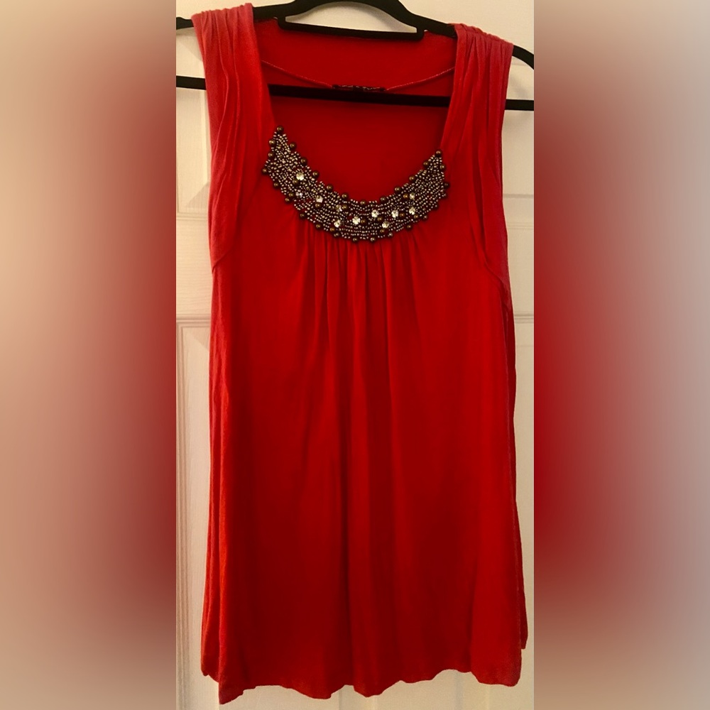 LDS SIZE L EMBELLISHED SLEEVELESS TOP BT CABLE & GAUGE IN PERFECT CONDITION!!!